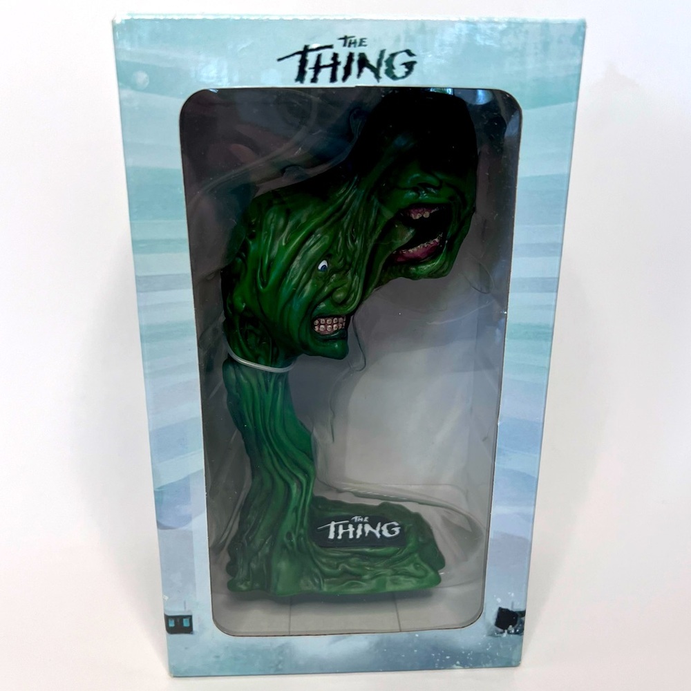 The Thing 1982 Chronicles Collectibles Bottins Monster Figure Loot Crate